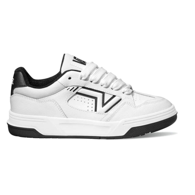 2x1 | Vans Upland + Pack 12 Pares de Medias de REGALO!