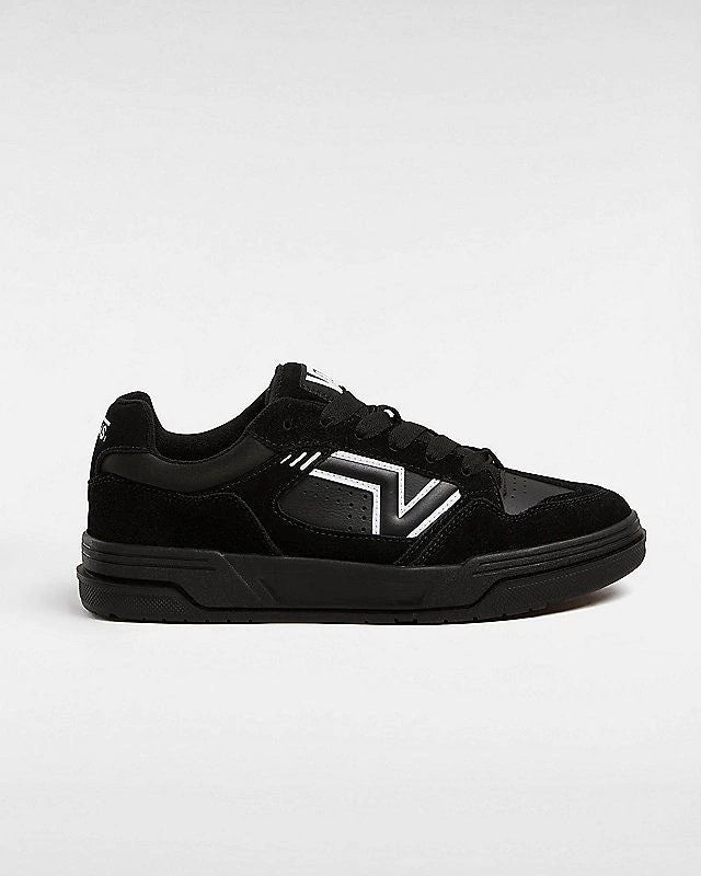 2x1 | Vans Upland + Pack 12 Pares de Medias de REGALO!