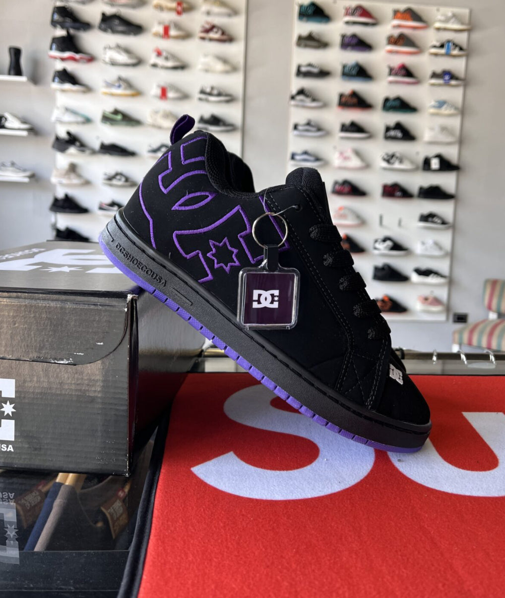 2x1 | Modelo Court + 12 Pares de Medias de REGALO!