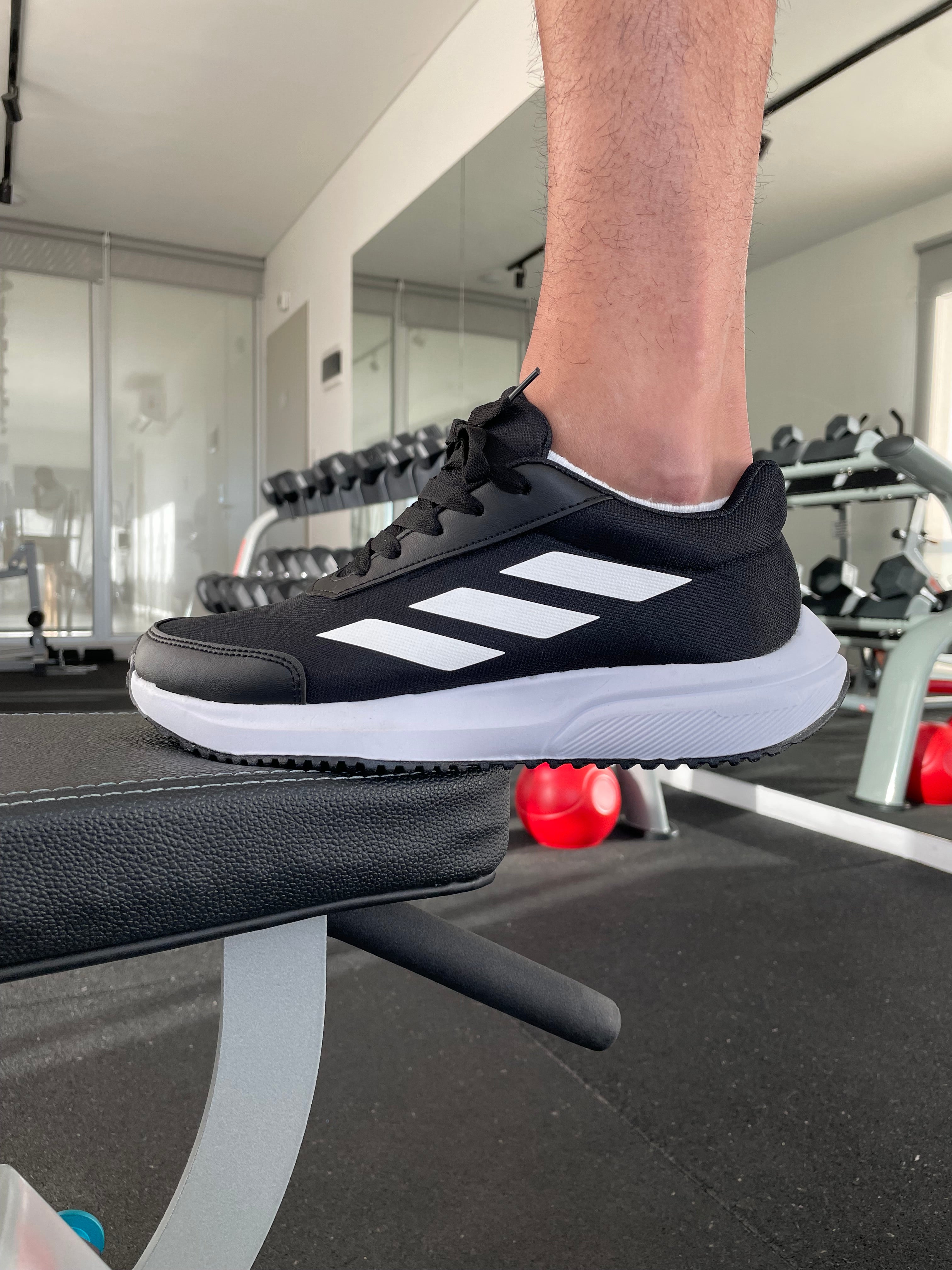 3x1 | Adidas Run Falcon - Sólo por HOY