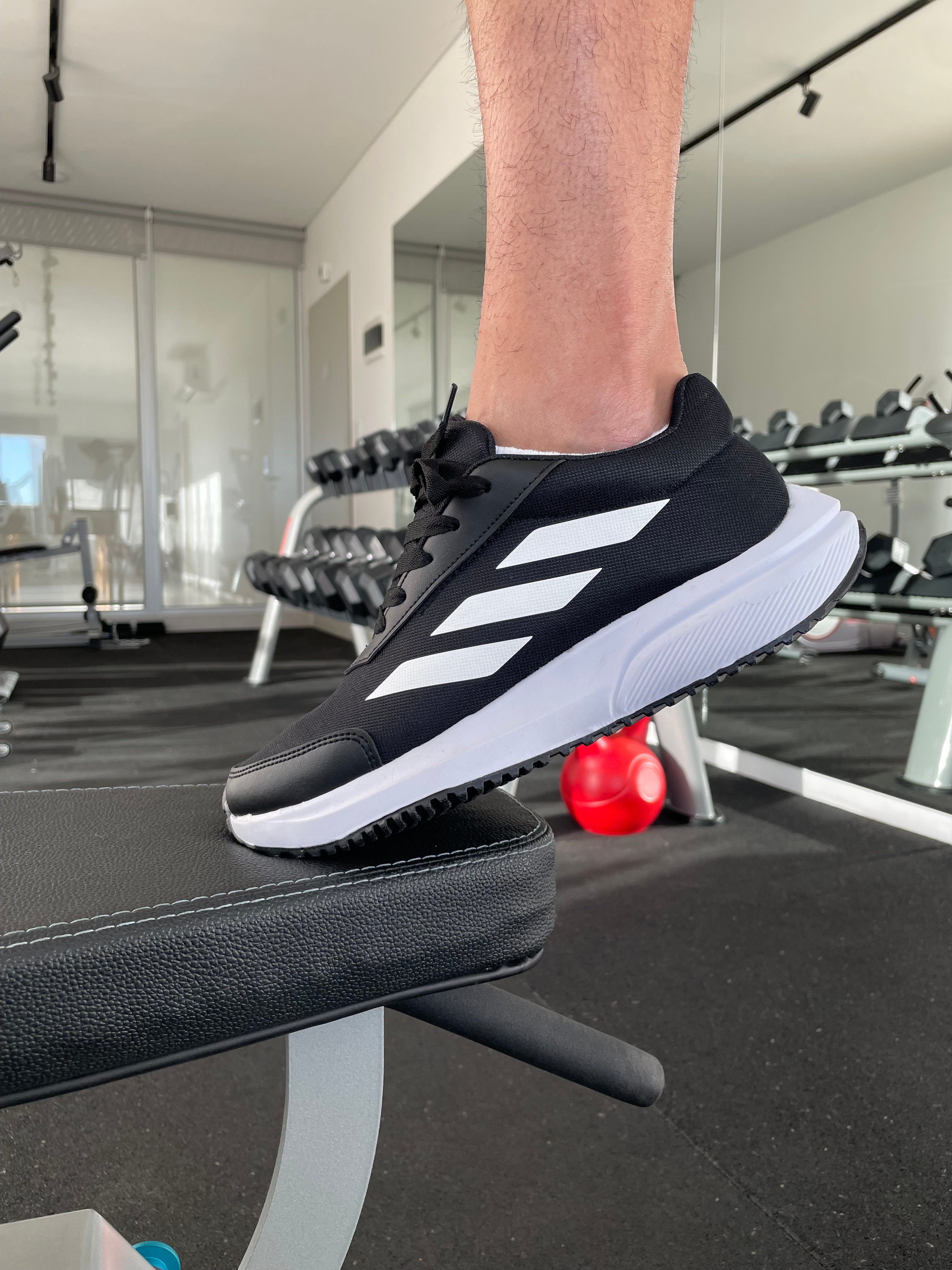 3x1 | Adidas Run Falcon - Sólo por HOY